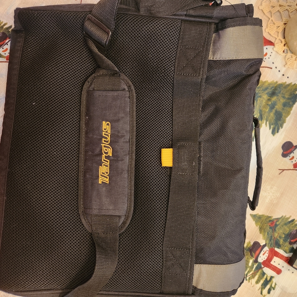 Targus computer bag